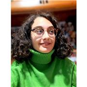 Studentessa di liceo classico appassionata di letteratura impartisce lezioni private di materie umanistiche a ragazzi della scuola media e superiore